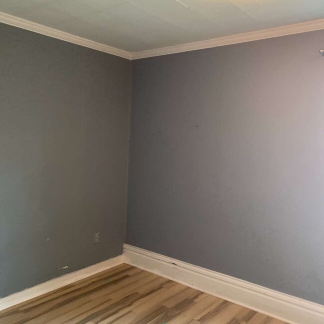 Photo - 217 W Washington St