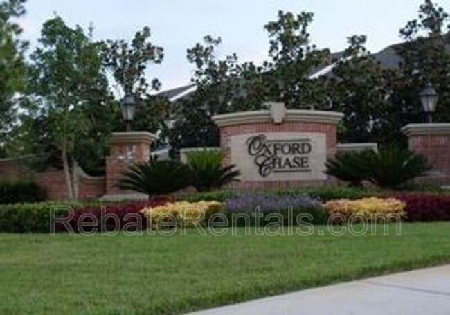 Photo - 11043 Castlemain Cir E