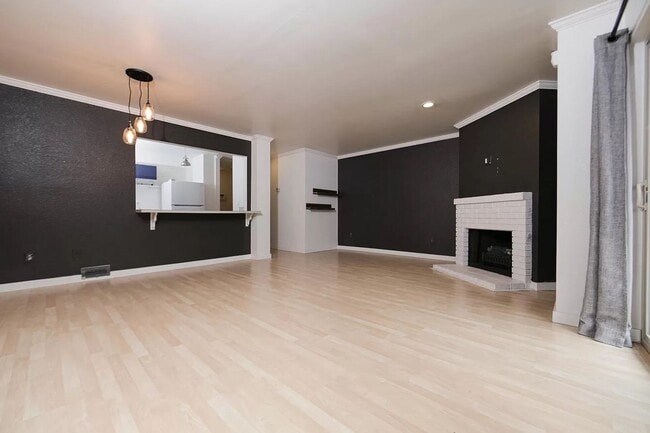 Photo - Spacious Pet-Friendly Condo with Parking! Unit D