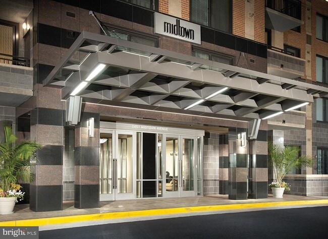 Photo - 2451 Midtown Ave Unit 921