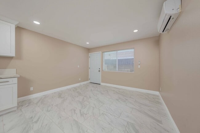 Photo - 12541 Fletcher Dr Unidad JADU