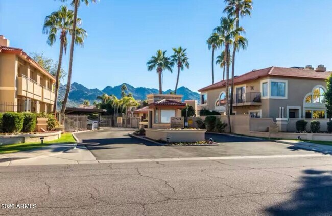 Photo - 10232 N 12th Ct