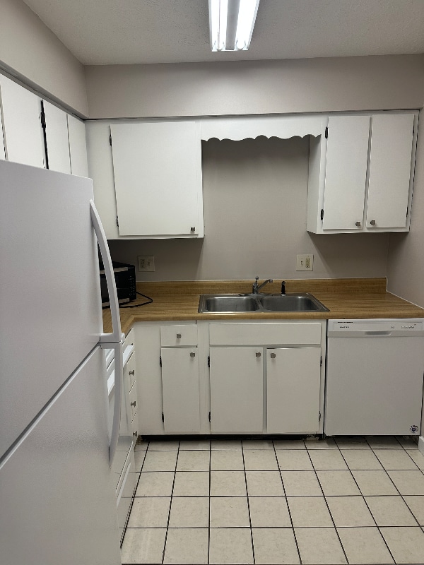 Photo - 715 N Golfcrest Rd Unidad A3