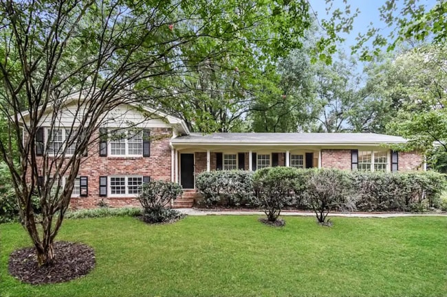 Building Photo - 2905 Piedmont Dr Rental