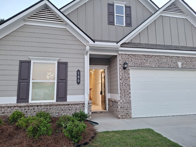 Photo - 160 Marion Dr