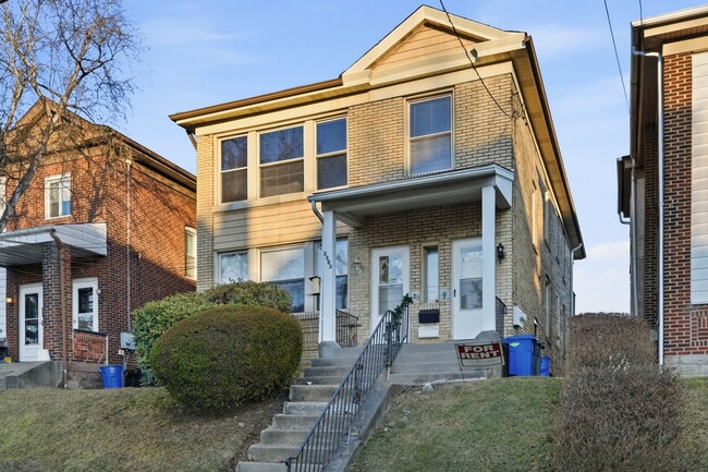 Photo - 2303 Sherbrook St Unidad 2