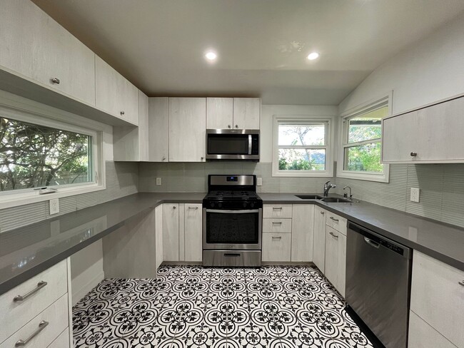 Photo - Sherman Oaks 3+2 w/bonus room + upgrades on cul-de-sac lot!