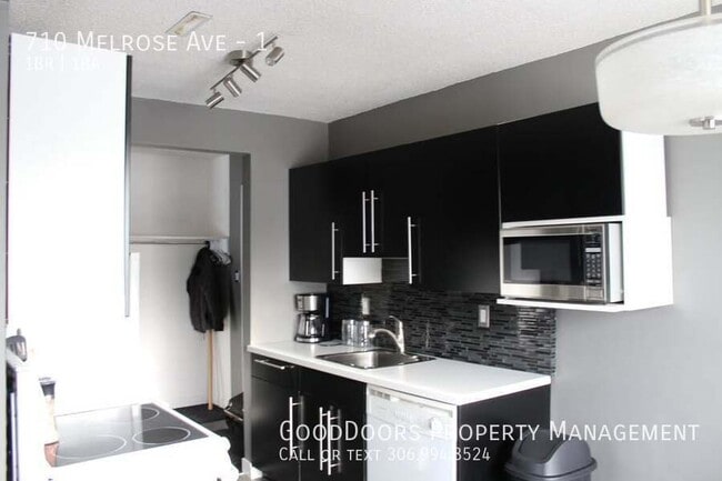 Photo - 710 Melrose Ave