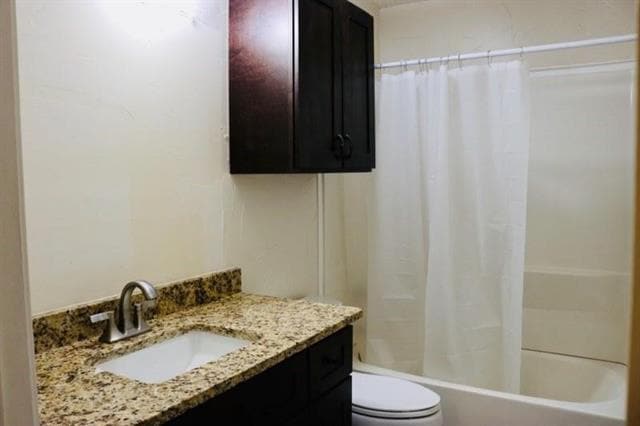 Photo - 300 Shady Valley Dr