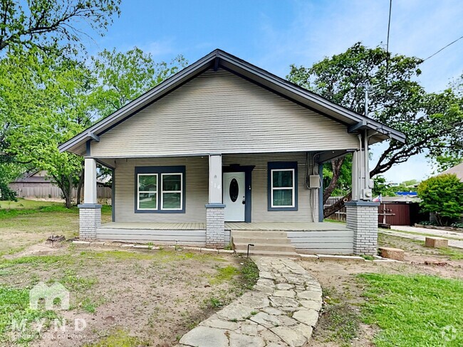Building Photo - 114 S Lamar St Rental