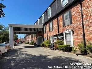 Building Photo - 8401 N New Braunfels Ave Unit 106A