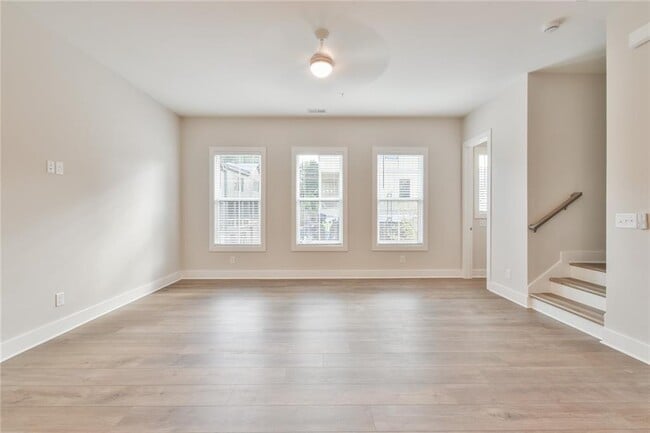 Photo - 235 Firefly Cir