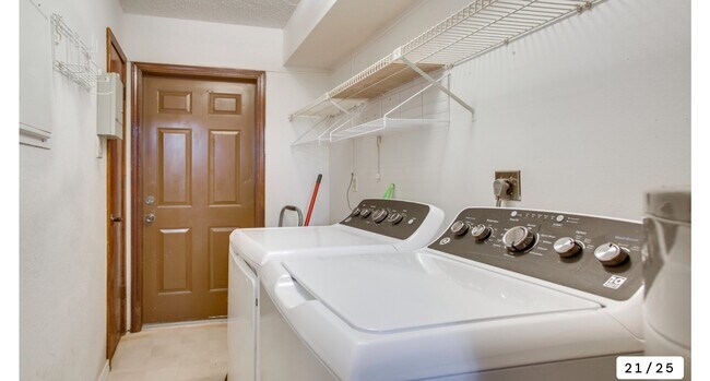 Photo - 4213 Paradis Ln