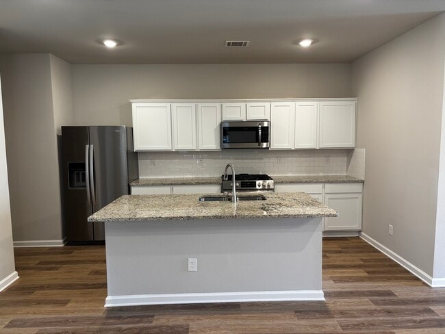 Photo - 5928 Pier Park Ave