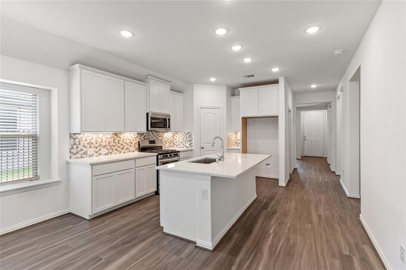 Photo - 542 Long Beach Bay Dr