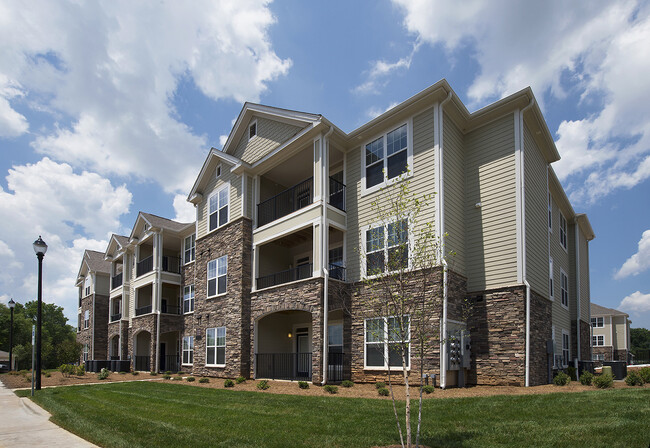 Legacy Apartments Matthews Nc