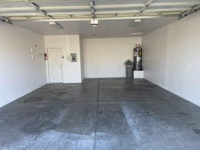 Photo - LAKE1335 Unit #101