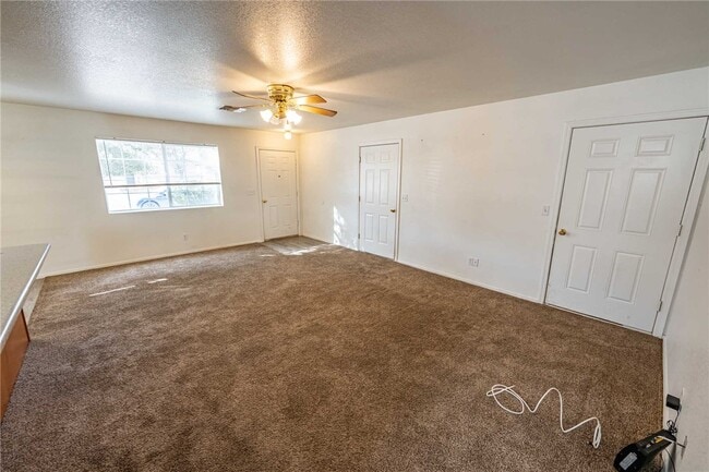 Photo - 3422 Cypress St