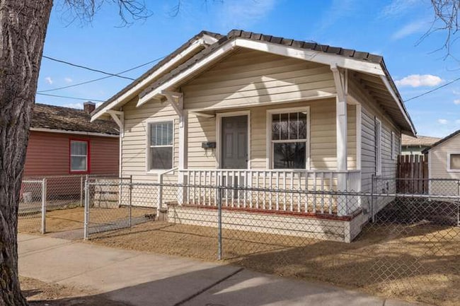 Photo - 1610 Division St