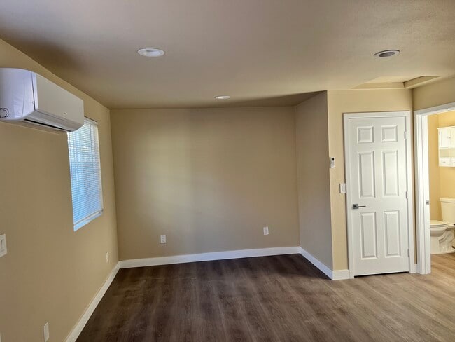 Photo - 8822 O'Melveny Ave