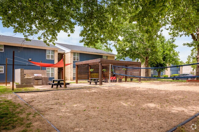 Photo - Charleston Apartments