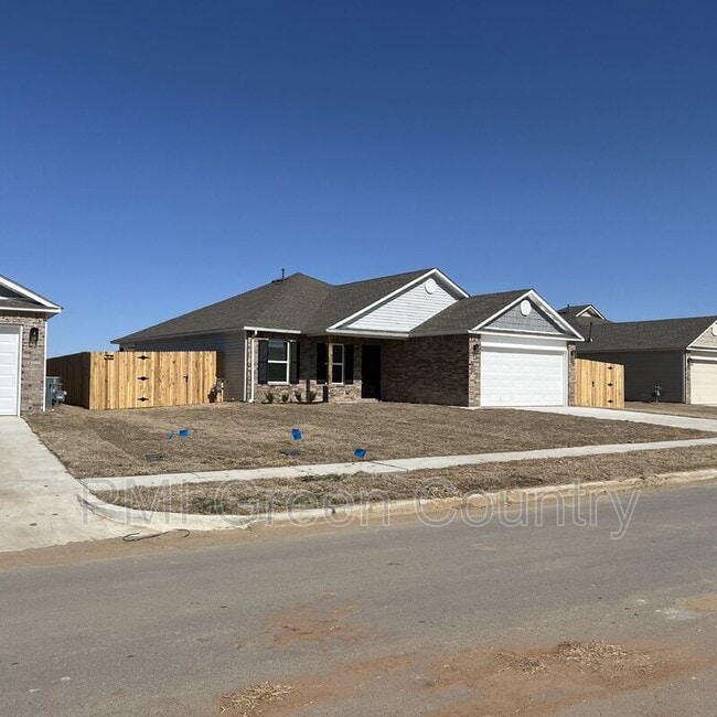 Photo - 29333 E 80th St S