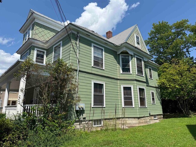 61 George St Unit 2