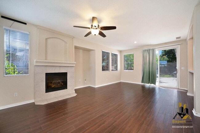 Photo - 3438 Zalema Way