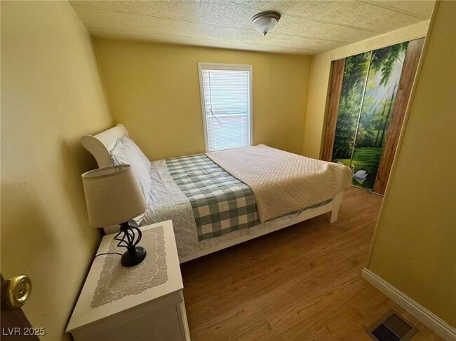 Photo - 551 Piltz Rd