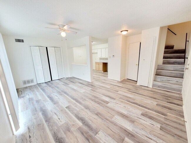 Photo - 5433 40th St Unidad B