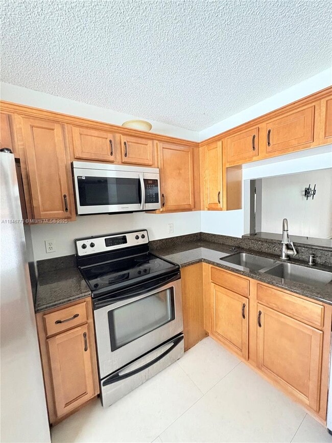 Photo - 11174 W Sample Rd Unit 11174