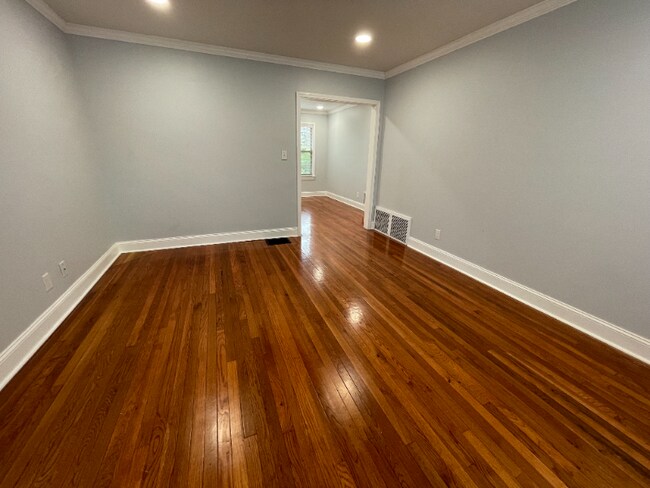 Photo - 1129 Willow Ave Unit 3