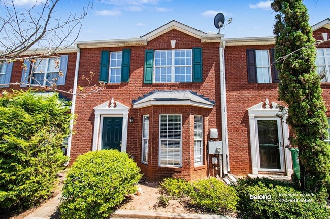 Building Photo - 5876 Strathmoor Manor Cir