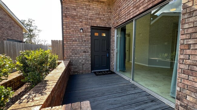 Photo - 16130 Seahorse Dr