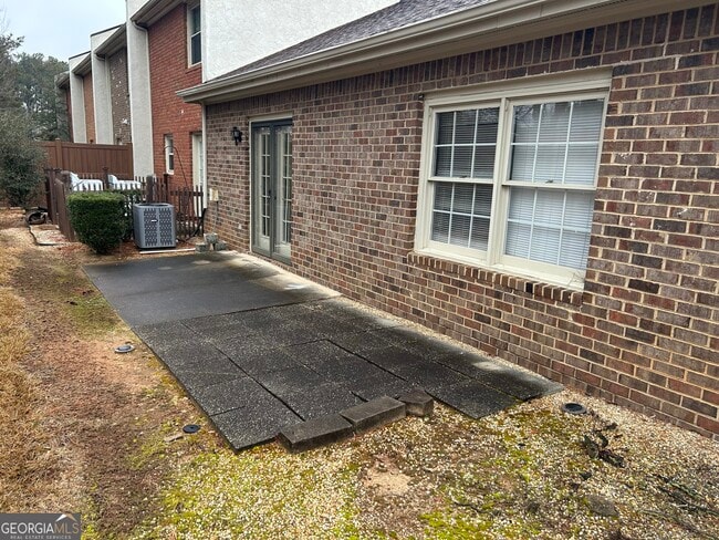 Photo - 250 Cleveland Rd