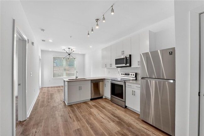 Building Photo - 525 Parkway Dr NE Unit APT 218