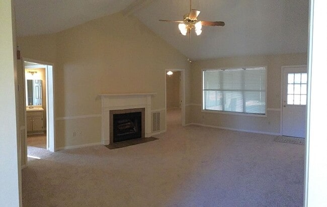 Photo - 1068 Vineyards Dr