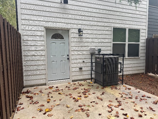 Photo - 2801 Ridgeview Dr
