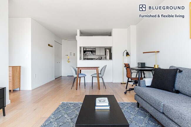 1 Union Square South Unit SI FL17-ID562