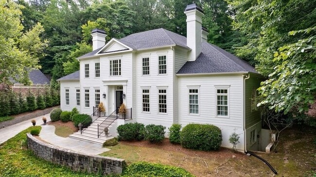 Photo - 25 Asheworth Ct NW