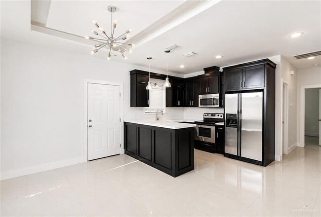 Photo - 1219 White Oak Dr Unidad Apt 4