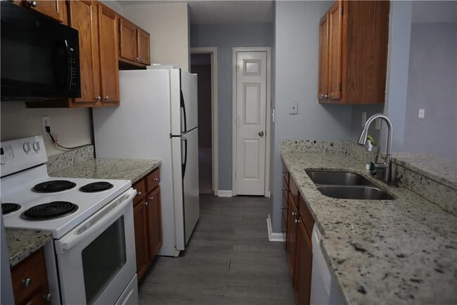 Photo - 1103 Garden Ct