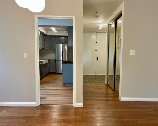 Photo - 525 Almer Rd