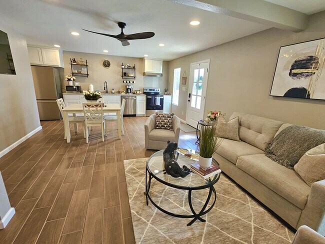 Photo - 30 Buck Ln Unit SI ID1534777P