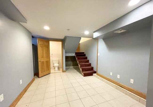 Photo - 244 W 3rd St Unit 2