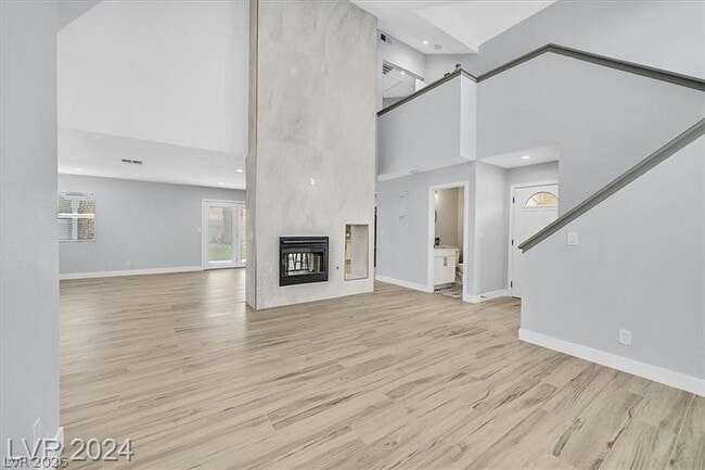 214 Pocahontas Ct