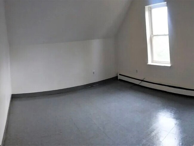 Photo - 55 Bernard St Unit 3