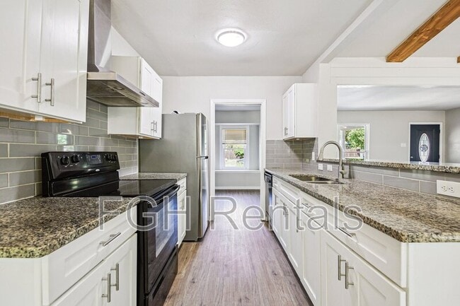 Photo - 4218 Mabuni Dr