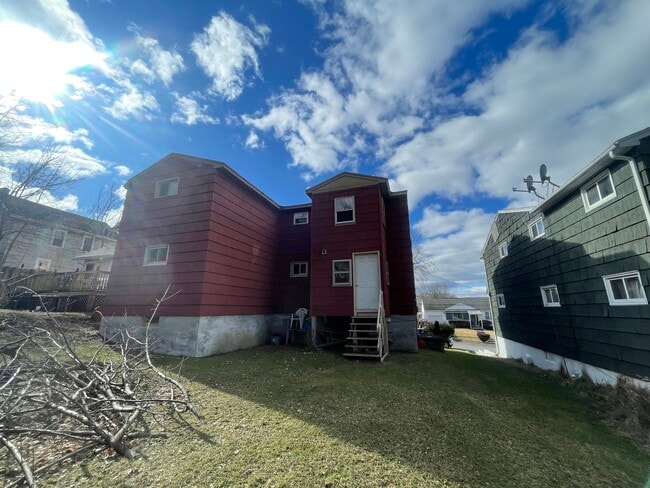 Photo - Genesee Park Dr 123/125 Unidad 125