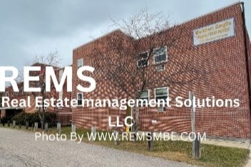 Building Photo - Golden Eagle Apartments